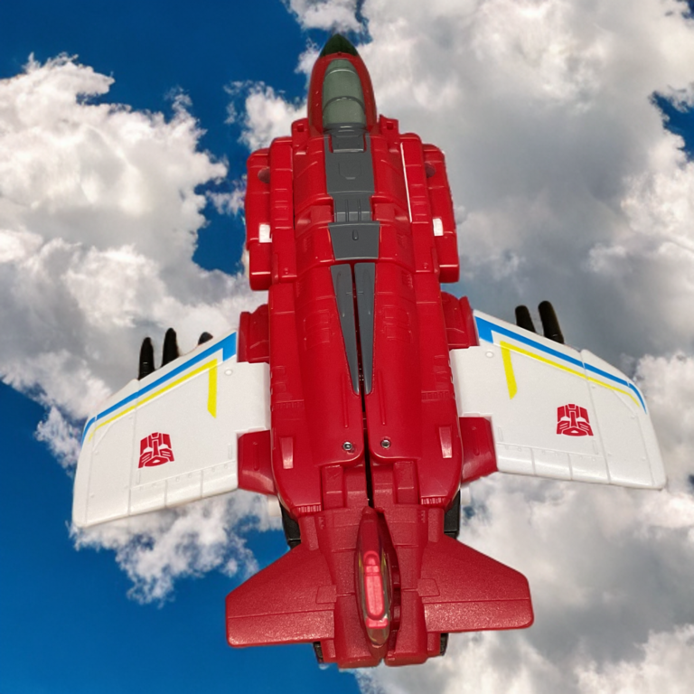 Transformers Age of the Primes Fireflight Aerialbot em modo jato