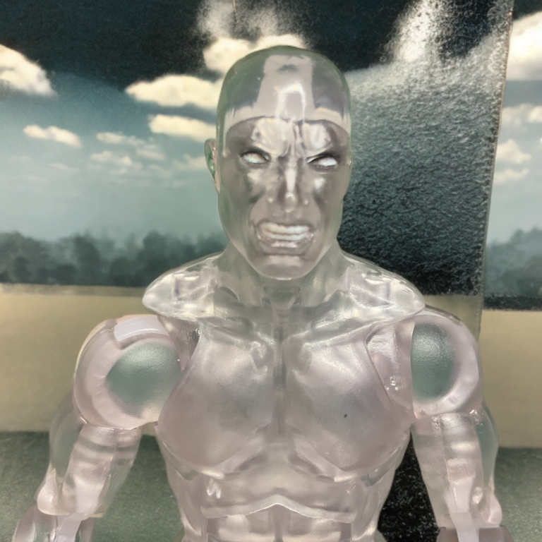 Alternative Kopfformen für Marvel Legends Iceman - mattierter Eiskopf und klarer Eiskopf