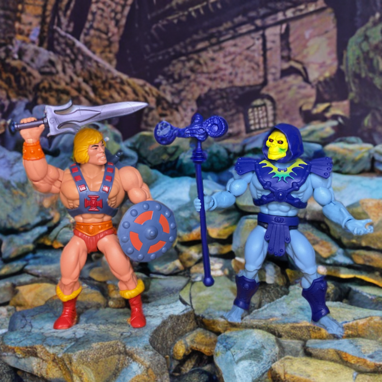 He-Man battles Skeletor in front of ancient ruins.