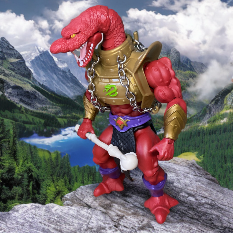 Überragende Vypor-Figur mit Kobrahaube, beweglichem Kiefer, Kettenmotiven und muskulösem Schlangenkörper in klassischer Snake Men-Rüstung.