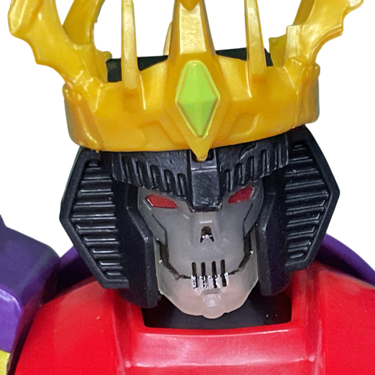 Close-up of Starscream armor Skeletor.