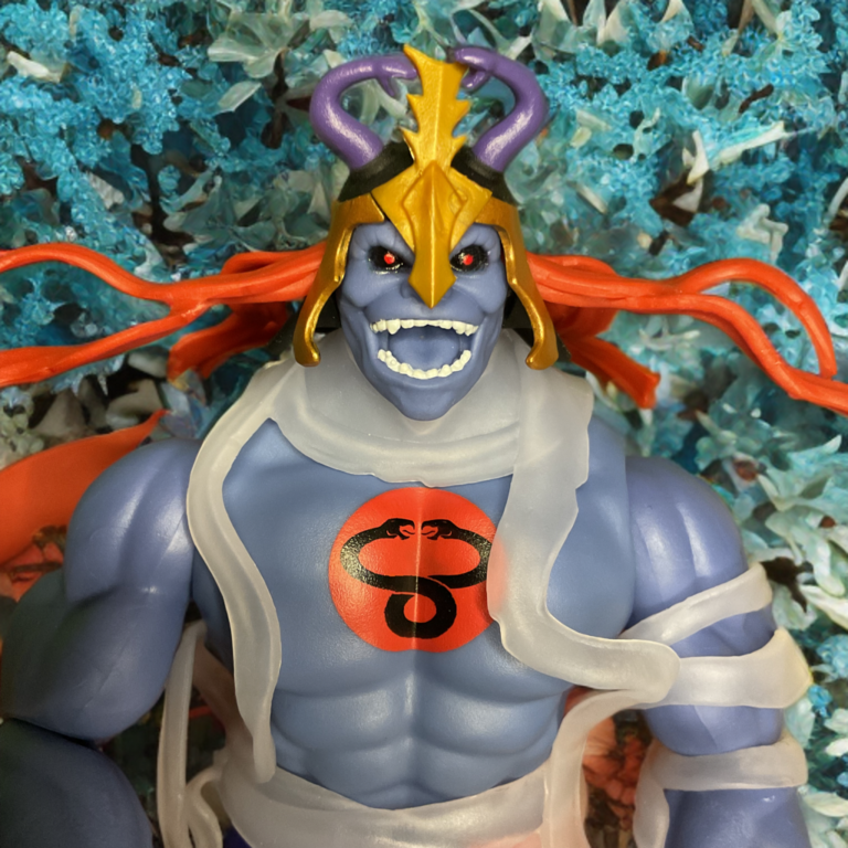 Detailed Mumm-Ra head on transformed Skell-Ra figure, classic 80s ThunderCats style