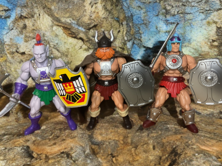 Formo Toys Warriors of the Galaxy action figures, space-fantasy warriors with modular armor and weapons in MOTU 5.5-inch knock-off style