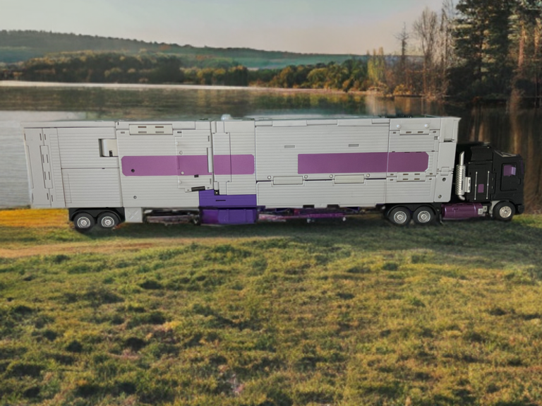 Motormaster tractor cab and trailer from DX9 Attila.
