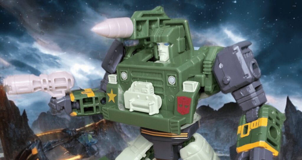 Lies mehr über den Artikel The Most Polarizing Autobot Hound? Our Honest Studio Series Review