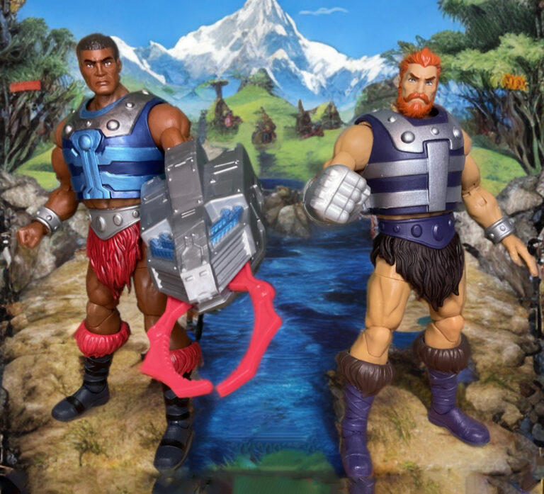 フィストとクランプ・チャンプのアクションフィギュアが、映画のような背景設定で登場する。.