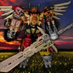Jinbao Oversized Predaking Combiner in vollem 45cm kombinierten Robotermodus, der kraftvoll mit ausgebreiteten Flügeln und schwertbereit dasteht - die günstigste großformatige Predaking Actionfigur von Fantasy Action Figures.