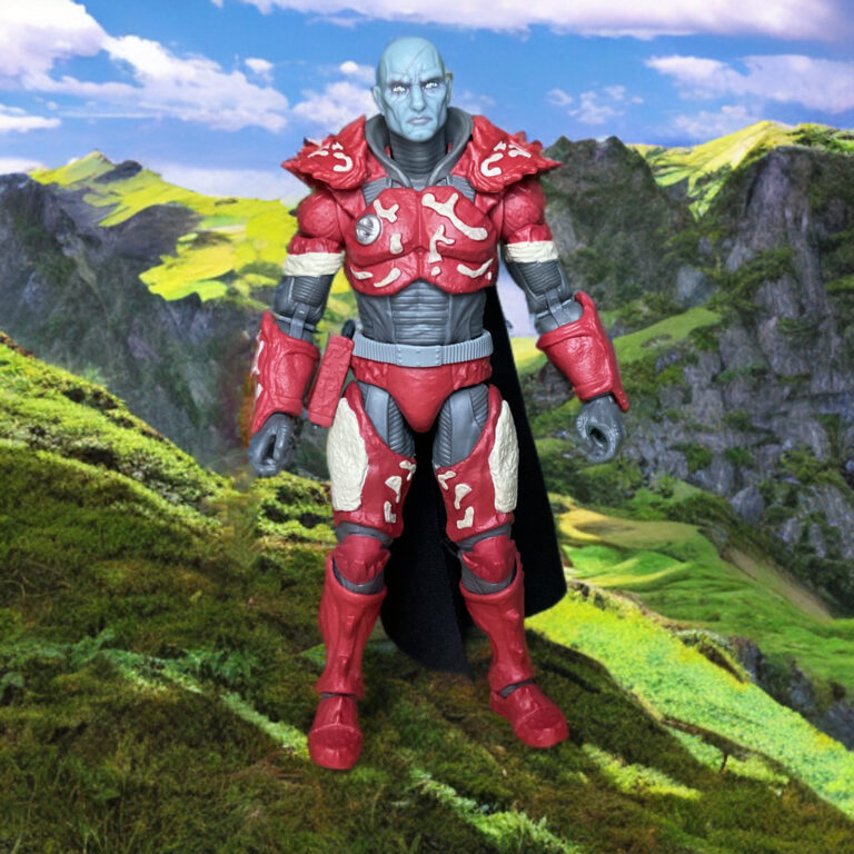 Cobra-La Royal Guard with flowing soft goods cape.