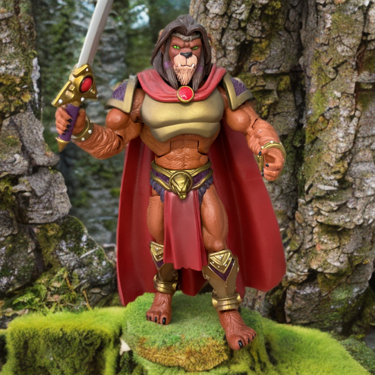 Dynamische Pose von Häuptling Carnivus MOTUC Actionfigur, die katzenhafte Agilität und kriegerischen Mut zeigt.