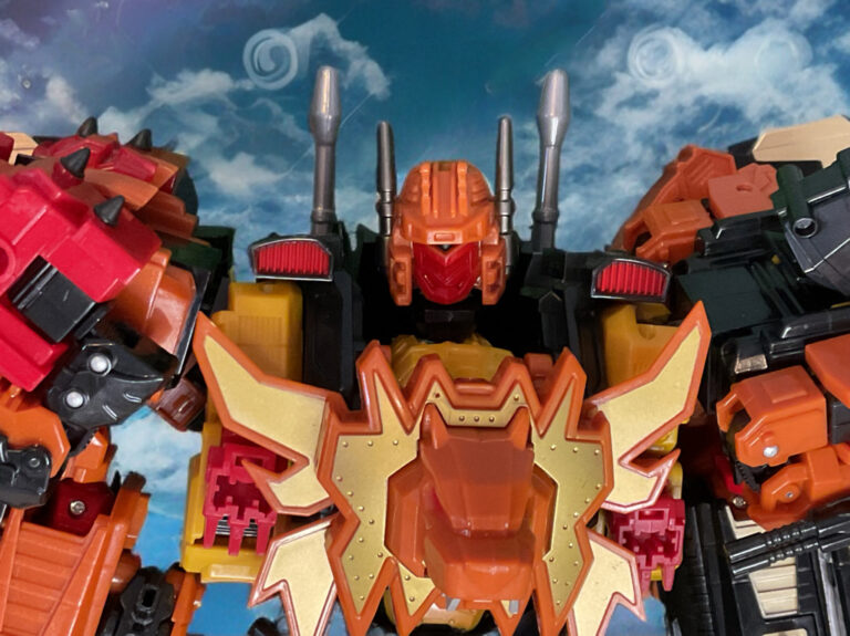 Detailed close-up of Jinbao Predaking combiner head.