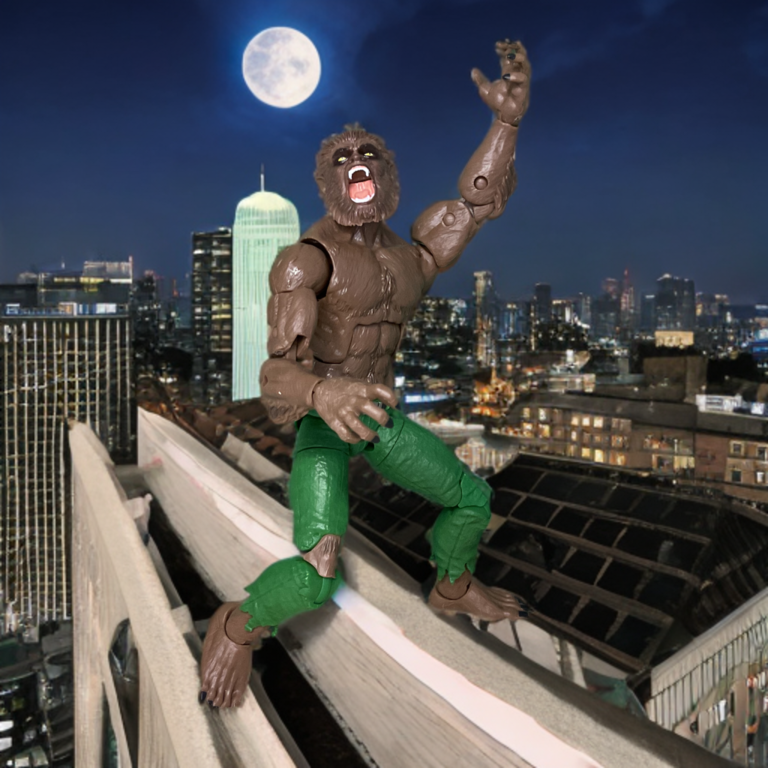 Man-Wolf under the full moon, highlighting the lunar-powered Godstone curse.