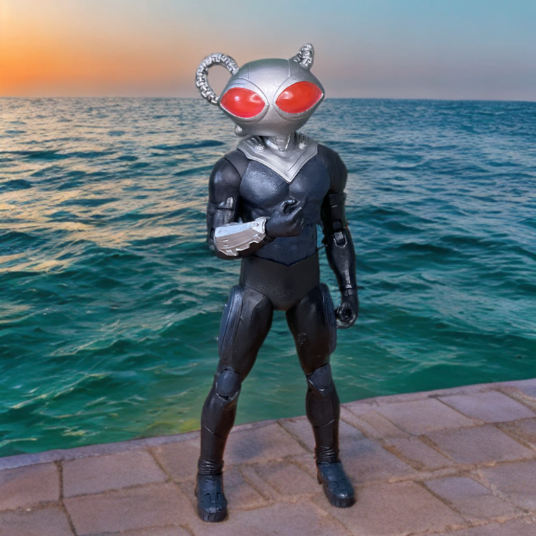 Black Manta action figure symbolizing his most heinous act against Aquaman’s family.